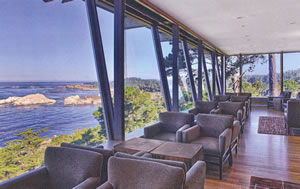 Highlands Inn & Pacific's Edge Restaurant, Carmel, California, USA